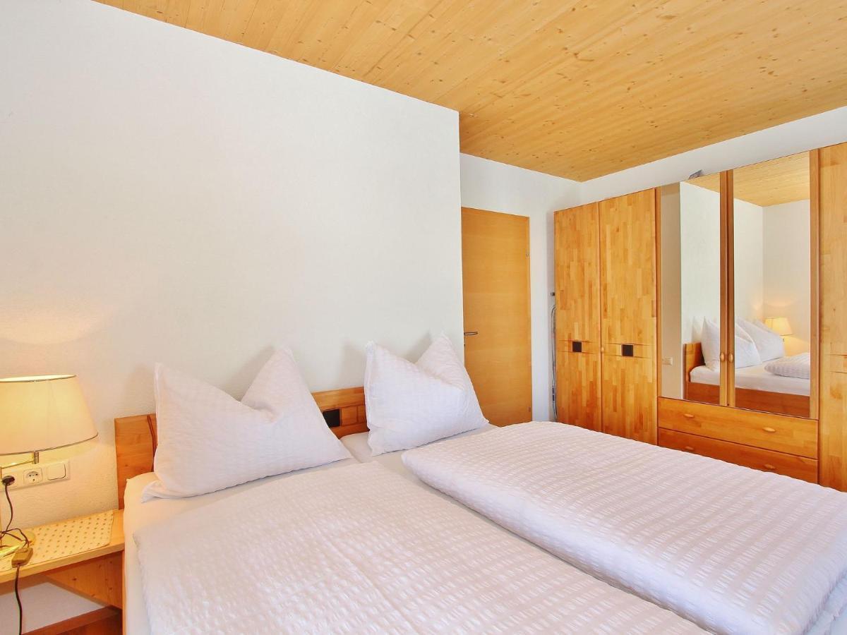 Flat Directly On The Slope With Valley View *