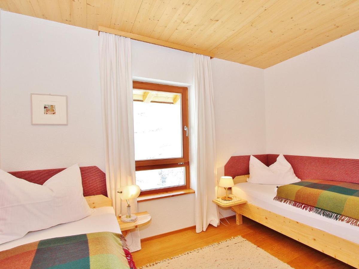 Flat Directly On The Slope With Valley View